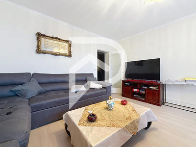 Appartement - 83 m² - 4 pièces