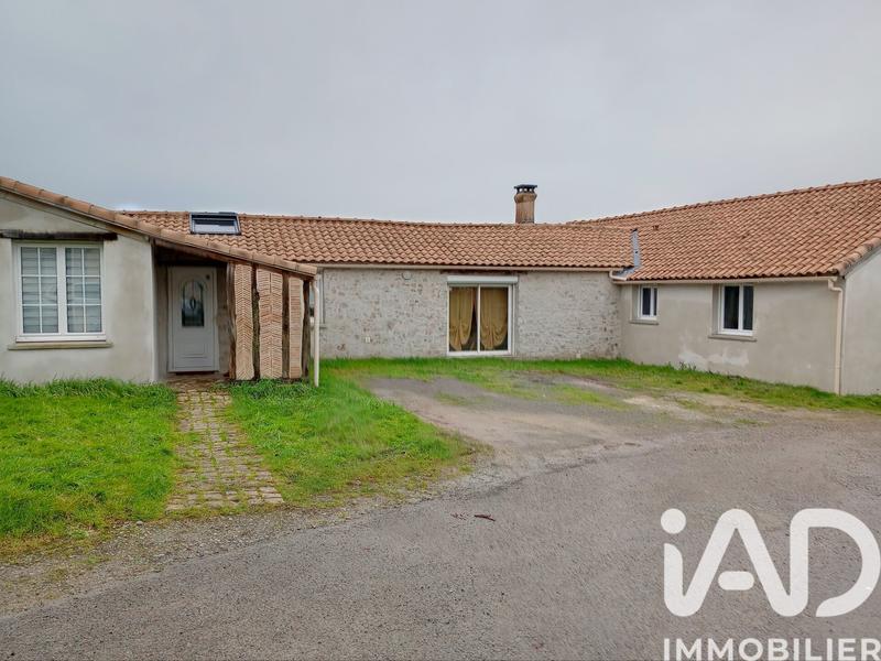 Maison - 235 m² - 10 pièces
