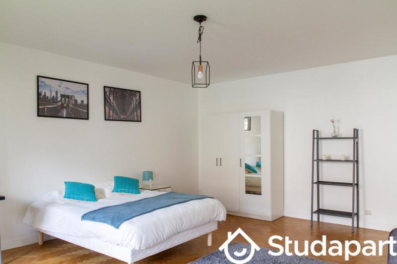 Chambre - 10 m² - 1 pièce