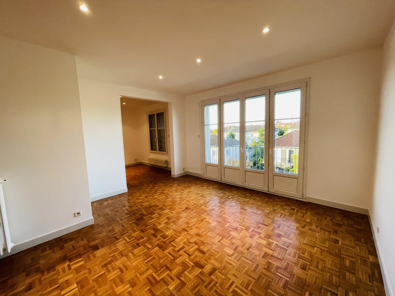 Appartement - 82 m² - 4 pièces