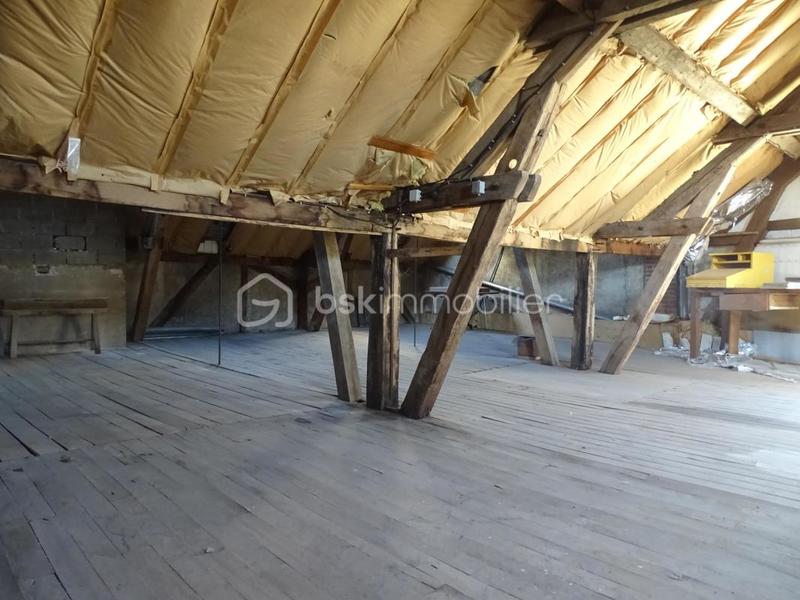 Appartement - 97 m² - 6 pièces