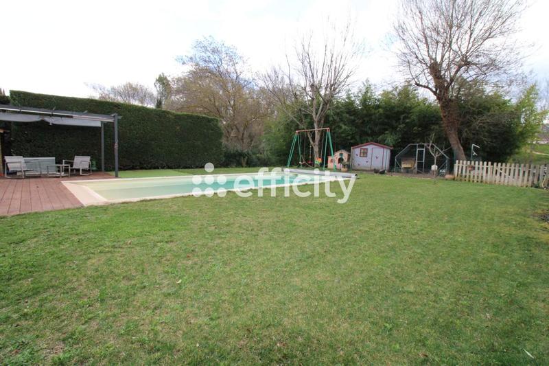 Maison - 125 m² - 6 pièces