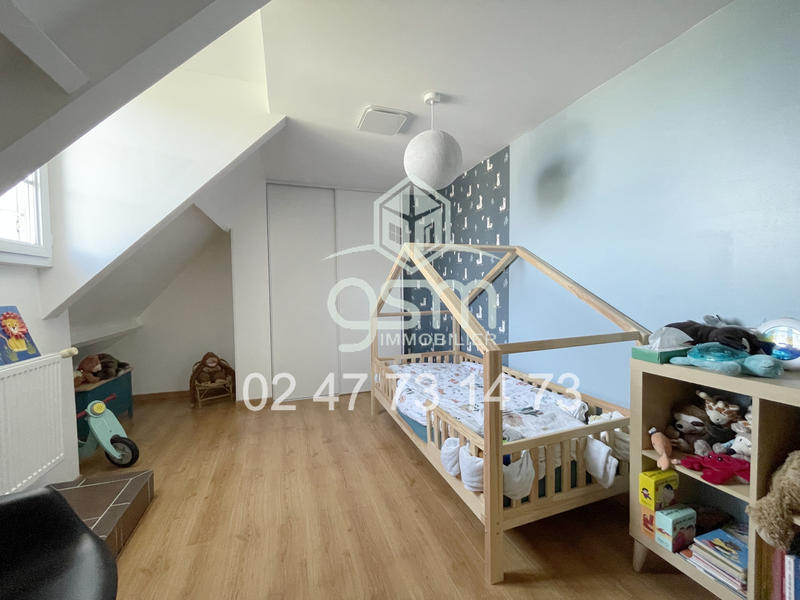 Maison - 166 m² - 6 pièces