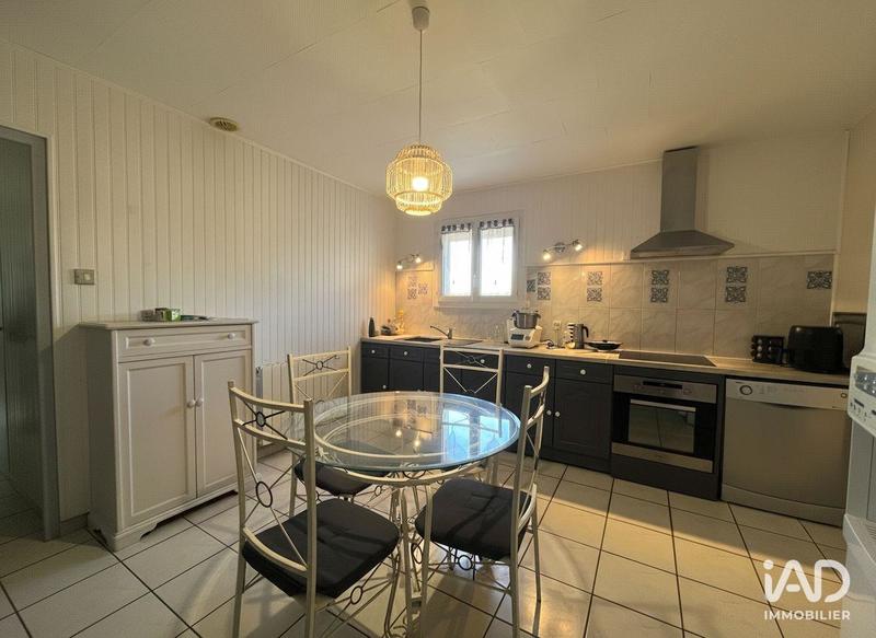 Maison - 136 m² - 4 pièces