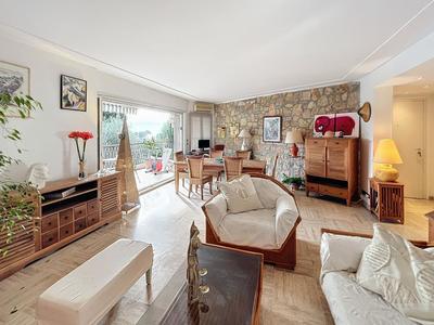 Appartement - 101 m² - 3 pièces