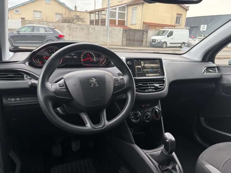 Peugeot 208 1.2 VTi 82 Active - 4 options incluses