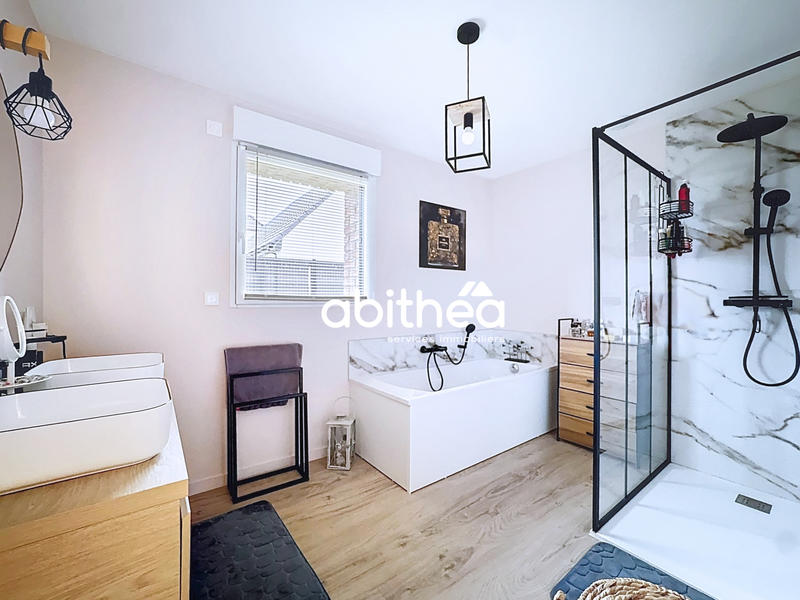 Maison - 109 m² - 4 pièces