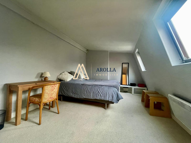 Appartement - 80 m² - 4 pièces