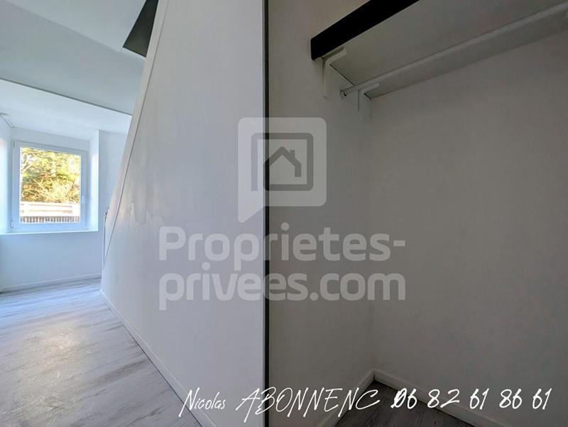 Appartement - 80 m² - 3 pièces
