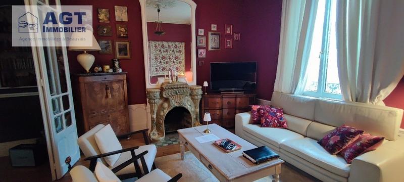 Maison - 304 m² - 10 pièces