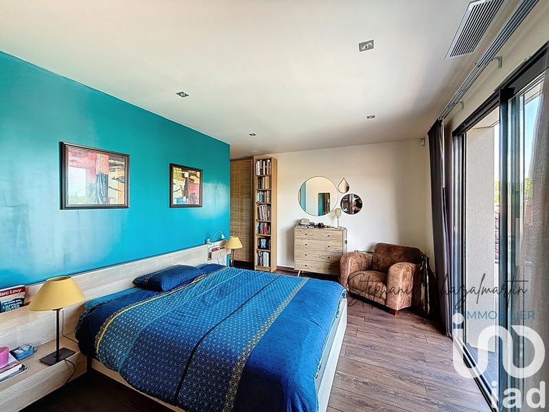 Maison - 205 m² - 6 pièces