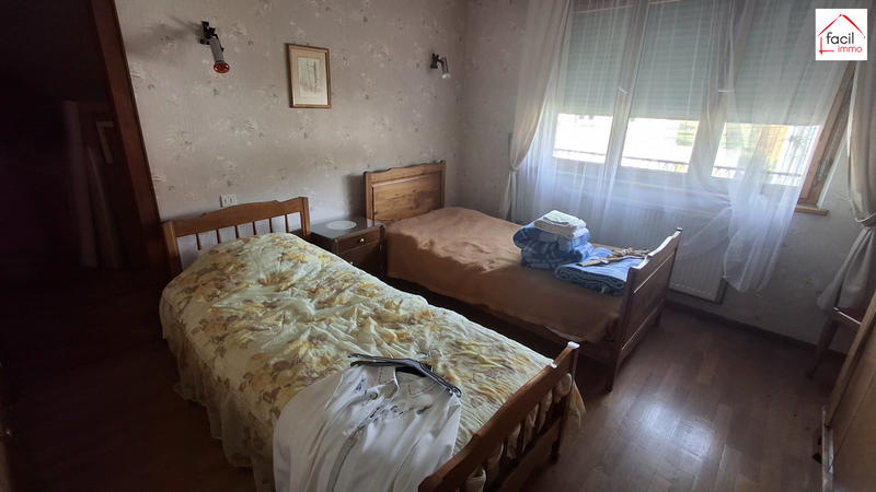 Maison - 130 m² - 8 pièces