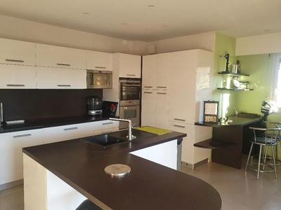 Maison - 165 m² - 4 pièces