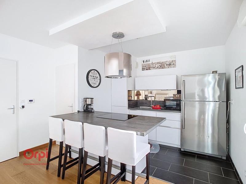 Maison - 92 m² - 5 pièces