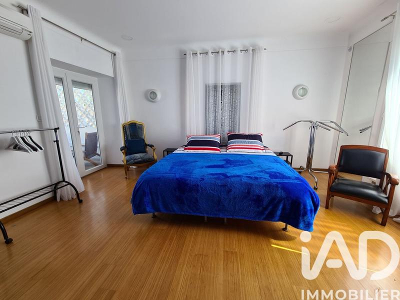 Maison - 180 m² - 5 pièces