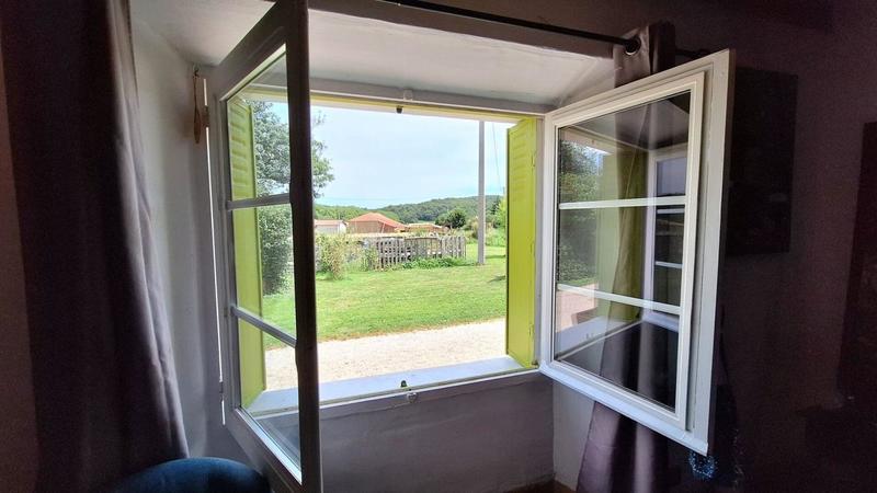 Maison - 265 m² - 9 pièces