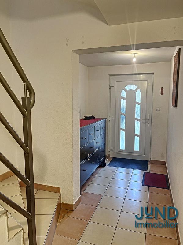 Maison - 94 m² - 5 pièces