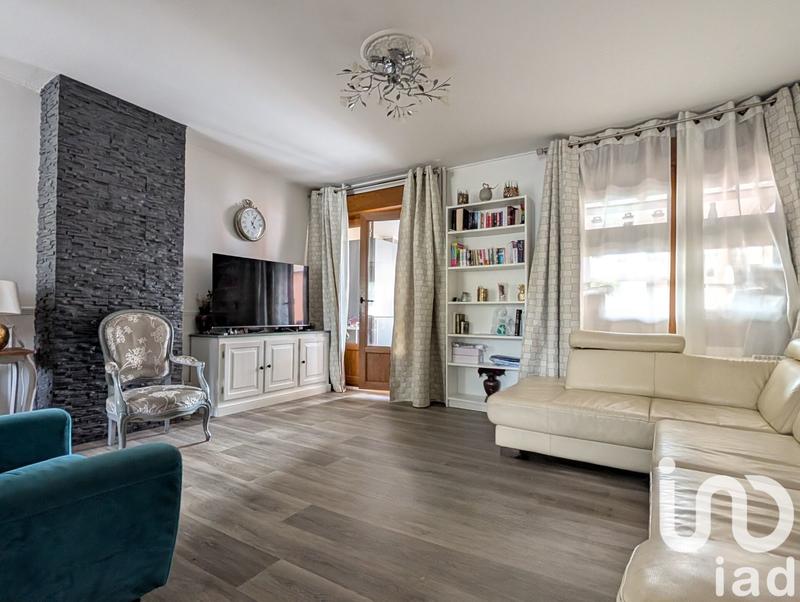 Maison - 101 m² - 5 pièces