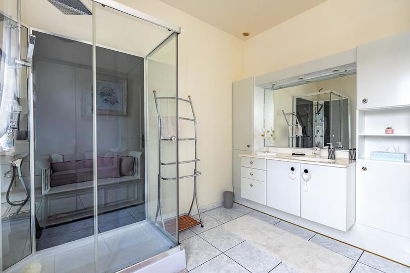 Maison - 170 m² - 4 pièces