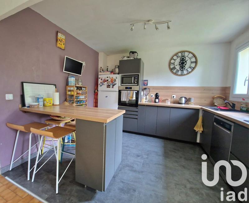 Maison - 93 m² - 5 pièces