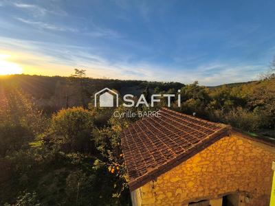 Maison - 140 m² - 5 pièces