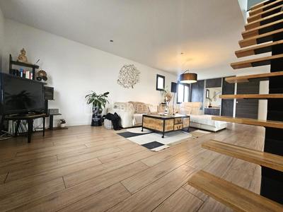 Maison - 140 m² - 4 pièces