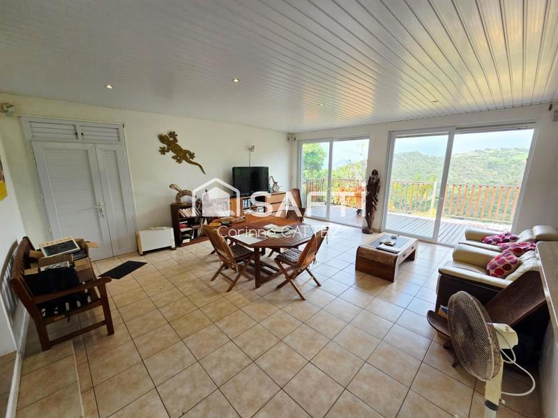 Maison - 140 m² - 6 pièces