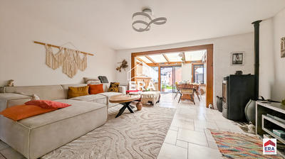 Maison - 93 m² - 4 pièces