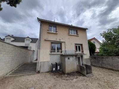 Maison - 190 m² - 9 pièces