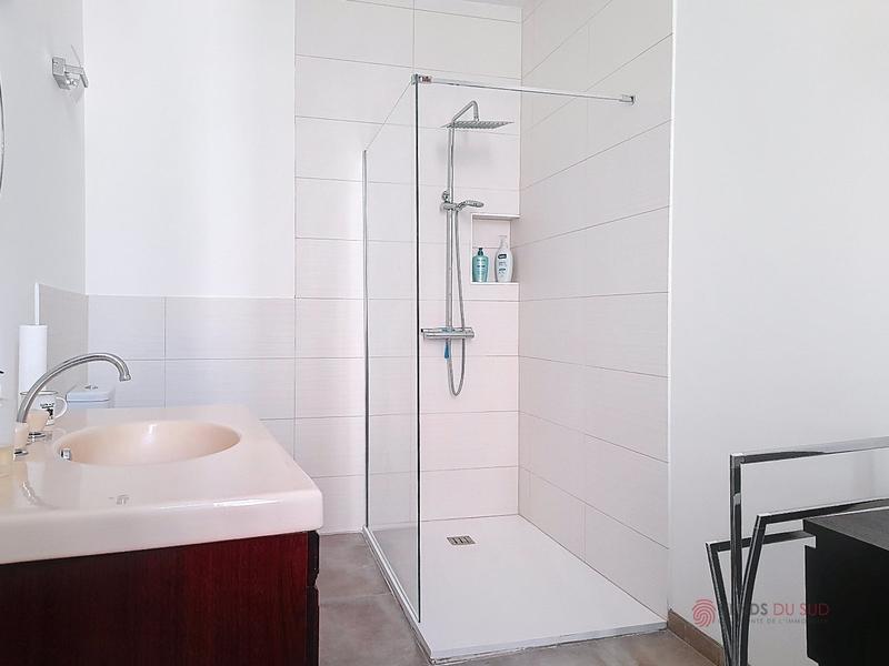 Maison - 230 m² - 6 pièces