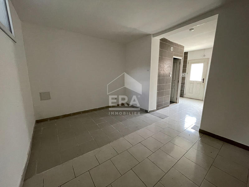 Immeuble - 90 m² - 5 pièces