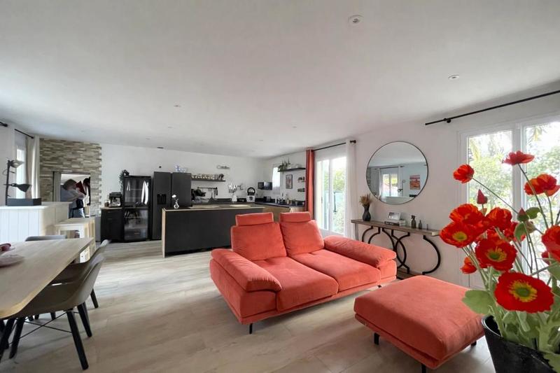 Maison - 110 m² - 5 pièces