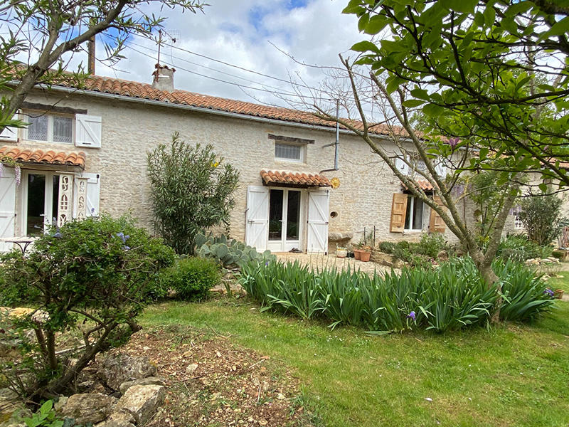 Maison - 155 m² - 6 pièces