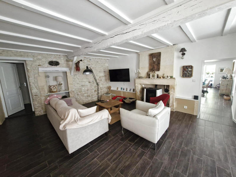 Maison - 200 m² - 9 pièces