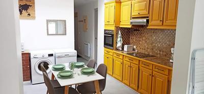 Maison - 110 m² - 8 pièces