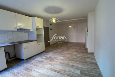 Maison de village - 104 m² - 4 pièces