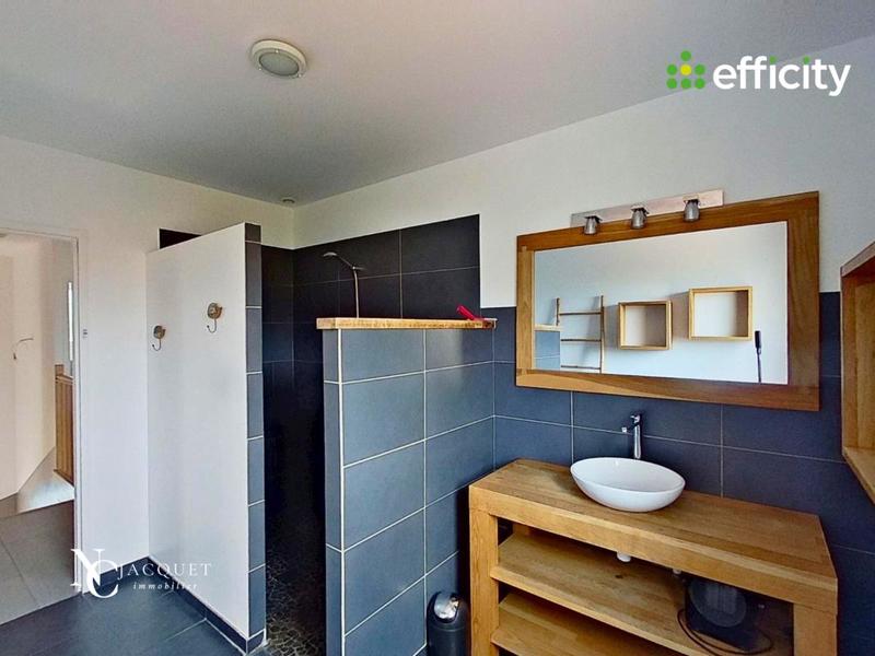 Villa - 134 m² - 6 pièces