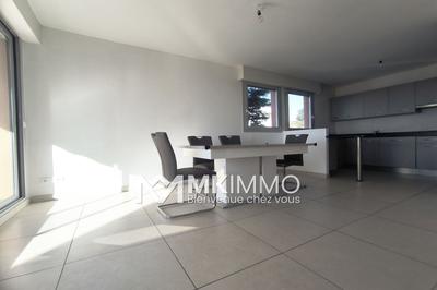 Appartement - 75 m² - 2 pièces