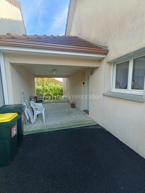 Maison - 92 m² - 4 pièces