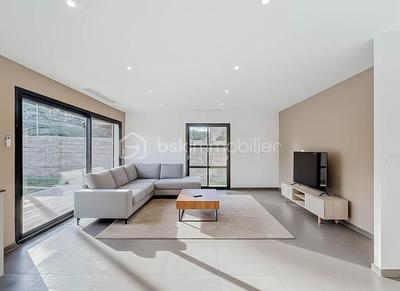 Maison - 75 m² - 4 pièces