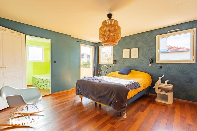 Maison - 158 m² - 6 pièces