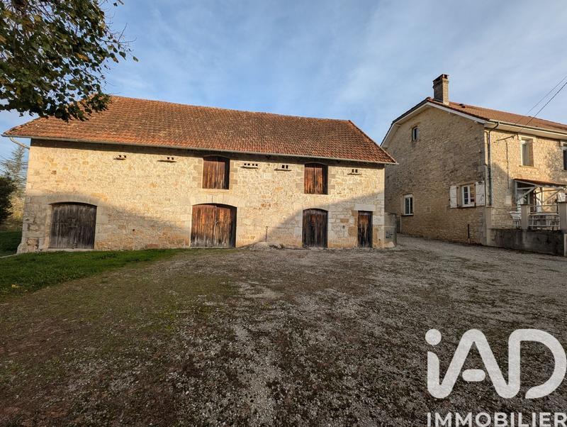 Maison - 160 m² - 5 pièces