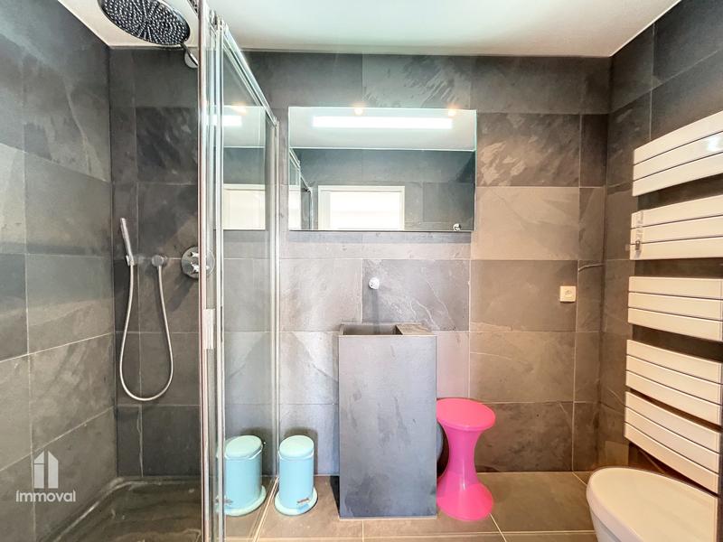 Appartement - 98 m² - 4 pièces