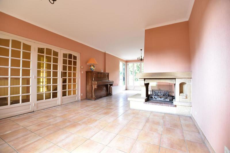 Maison - 151 m² - 6 pièces