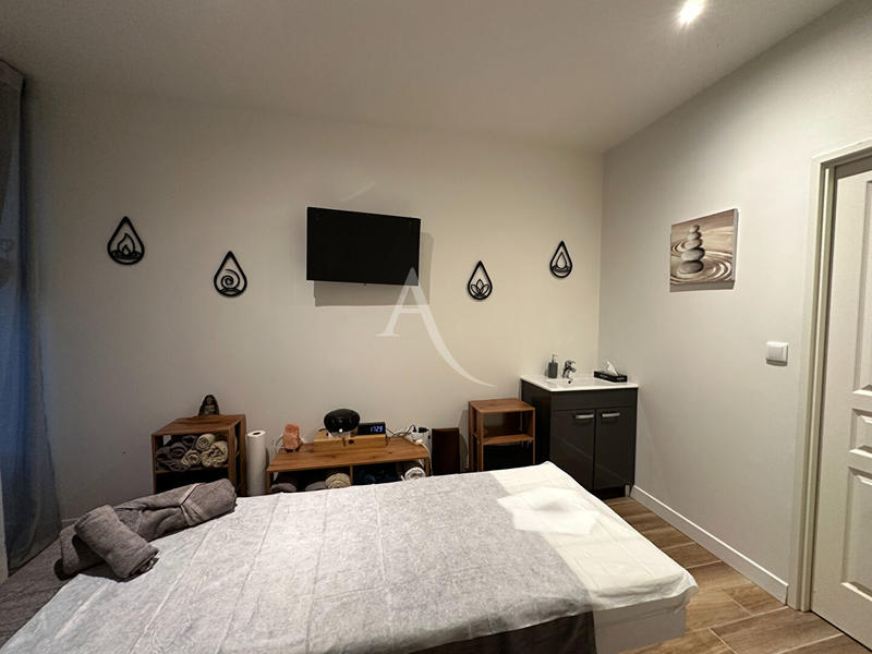 Local commercial - 105 m²