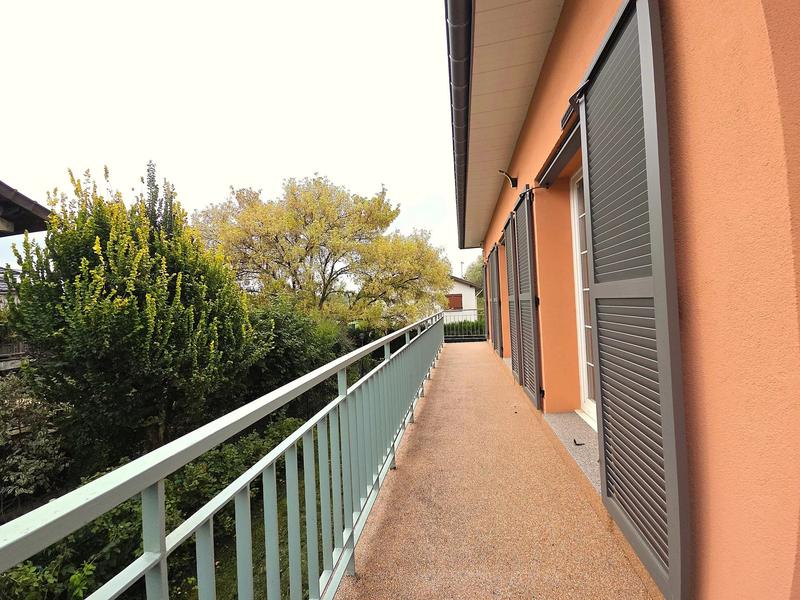 Maison - 200 m² - 10 pièces