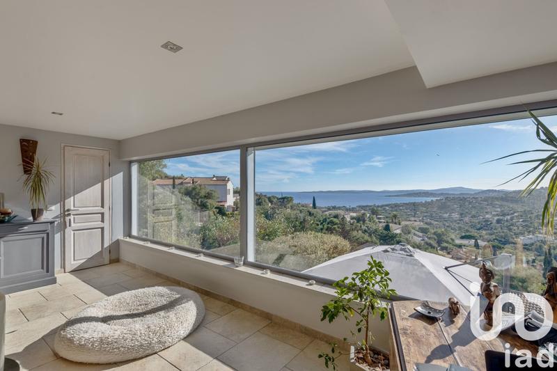 Maison - 170 m² - 5 pièces