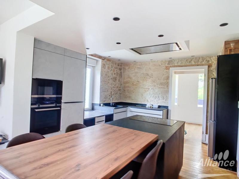 Villa - 164 m² - 6 pièces