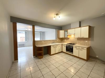 Appartement - 87 m² - 2 pièces