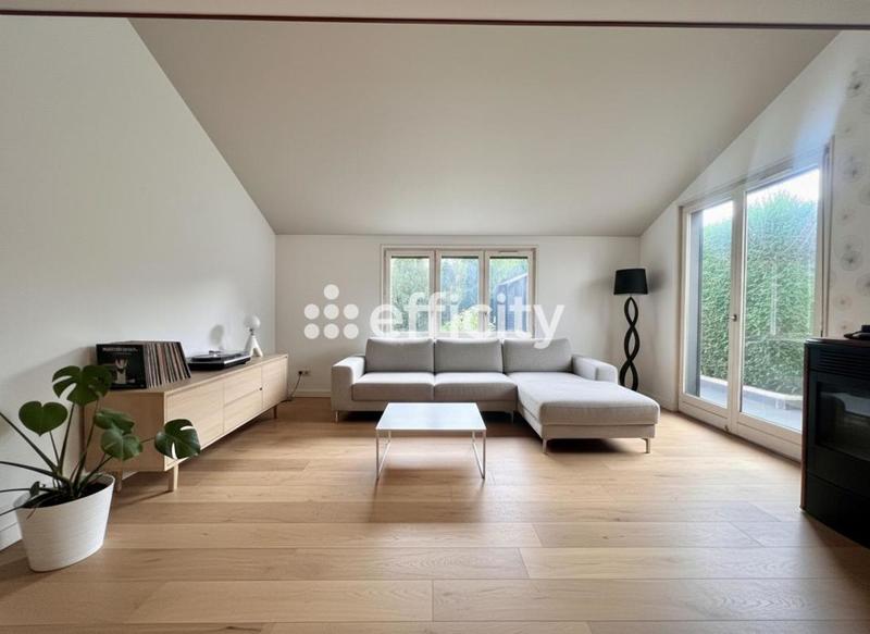 Maison - 89 m² - 4 pièces